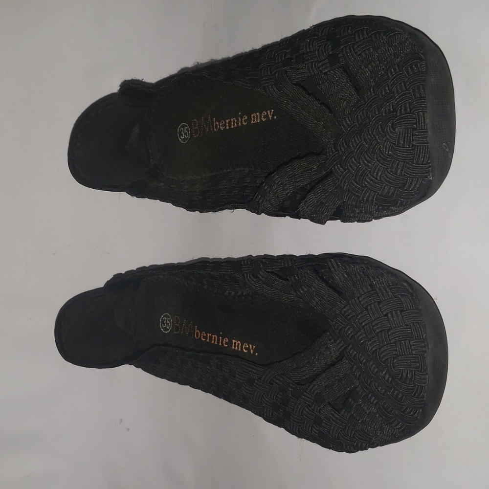 BM Bernie Mev Black Woven Round Toe Flat Slip On - Picture 4 of 11